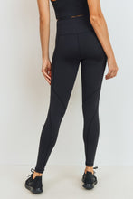 Load image into Gallery viewer, SOLID AND SLANTED ESSENTIAL MONO B POCKET LEGGINGS
