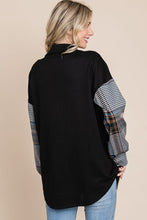 Load image into Gallery viewer, FLANNEL PLAID CONTRAST SHACKET
