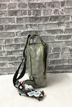 Load image into Gallery viewer, Olivia Crossbody Bag
