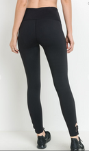 Load image into Gallery viewer, SIDE STRAP CALF DETAIL FULL LEGGING
