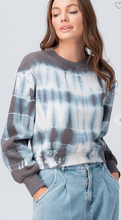 Load image into Gallery viewer, TIE DYE CROPPED FRENCH TERRY SWEATSHIRT
